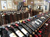 பெரம்பலூர்: மலேசிய சிறையில் வாடும் தந்தையை மீட்டுத் தரக்கோரி மகன் சப்-கலெக்டரிடம் மனு