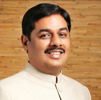 பெரம்பலூர்: இரட்டை இலை சின்னத்தில் போட்டியிடும் ஐஜேகே வேட்பாளர் சரண்யாவை ஆதரித்து அக்கட்சியின் தலைவர் ரவிபச்சமுத்து 5 இடங்களில் பிரச்சாரம்!