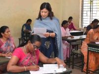 பெரம்பலூர்: இடைநிலை ஆசிரியர்களுக்கான தேர்வு: கலெக்டர் கிரேஸ் பச்சாவ் பார்வையிட்டு ஆய்வு!