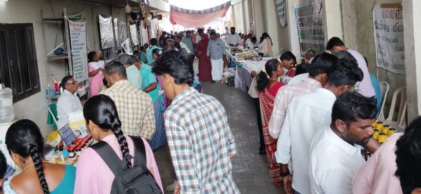 பெரம்பலூர்: பாரம்பரிய விதைத் திருவிழா! உழவர்கள், பொதுமக்கள் கண்டுகளித்தனர்!!