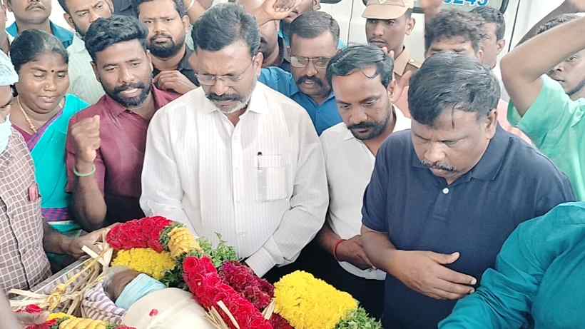 பெரம்பலூர் : விசிக தலைவர் தொல்.திருமாவளவனின் 2ம் தாயார் தொல்.செல்லம்மாள் காலமானார்! முக்கிய பிரமுகர்கள் அஞ்சலி!
