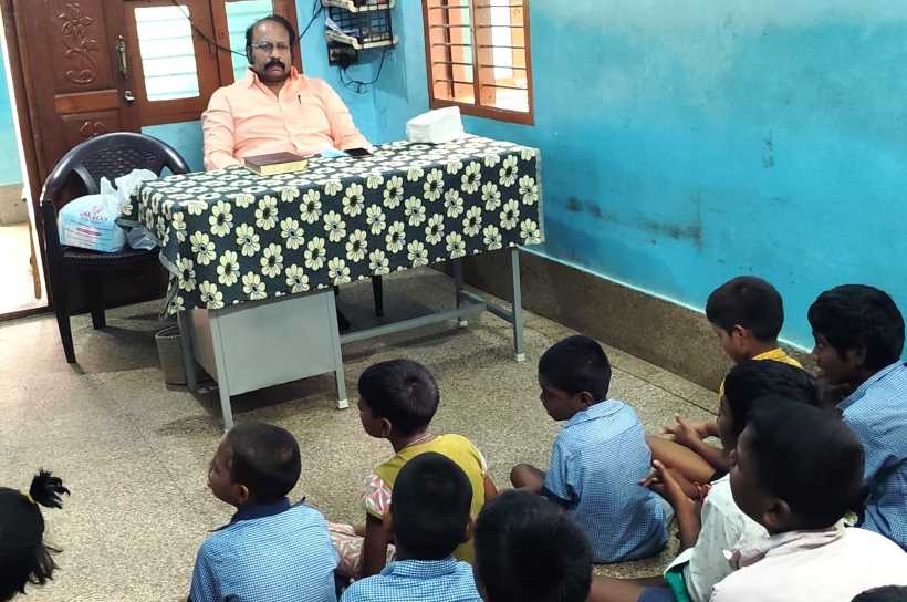 பெரம்பலூர் அற்புதா மருத்துவமனை: சார்பில் மனவளர்ச்சி குன்றிய குழந்தைகள் இல்லத்திற்கு டி.வி மற்றும் யுபிஎஸ் வழங்கப்பட்டது!