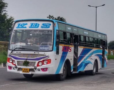 பெரம்பலூர்: பயணிகளை ஸ்டாப்பில் இறக்கி விடாத தனியார் பஸ்களை 2 கி.மீ தூரம் ரிவேர்ஸ்சிலேய ஓட விட்டு பாடம் புகட்டிய பொதுமக்கள்!