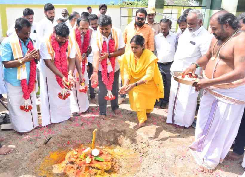 பெரம்பலூர்: கே.என். அருண்நேரு எம்.பி; ரூ.1.10 கோடி மதிப்பிலான முடிவுற்ற பணிகளை தொடங்கி வைத்து, புதிய திட்டப் பணிகளுக்கு அடிக்கல் நாட்டினார்!