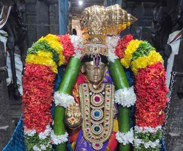 பெரம்பலூர்: ஆண்டாள் கொண்டை அலங்காரத்தில் பெருமாள் காட்சி!