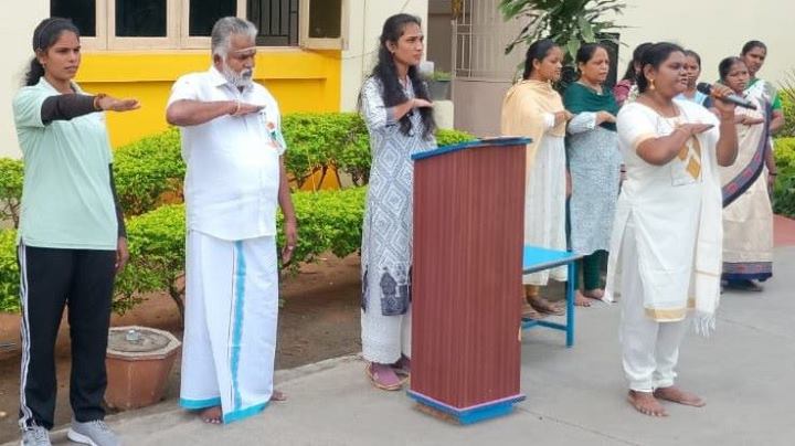 பெரம்பலூர்: ஆல்மைட்டி வித்யாலயா பப்ளிக் பள்ளியில் குடியரசு தினவிழா: சேர்மன் ராம்குமார் தலைமையில் நடந்தது!