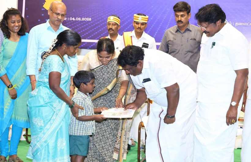 பெரம்பலூர்: உங்களுடன் ஸ்டாலின் திட்ட முகாம் மனுக்களுக்கு அரசு நலத்திட்ட உதவிகள்; 983 பேர்களுக்கு ரூ.2.3 கோடி மதிப்பிலான நலத்திட்ட உதவிகளை வழங்கினார் அமைச்சர் சிவசங்கர்!