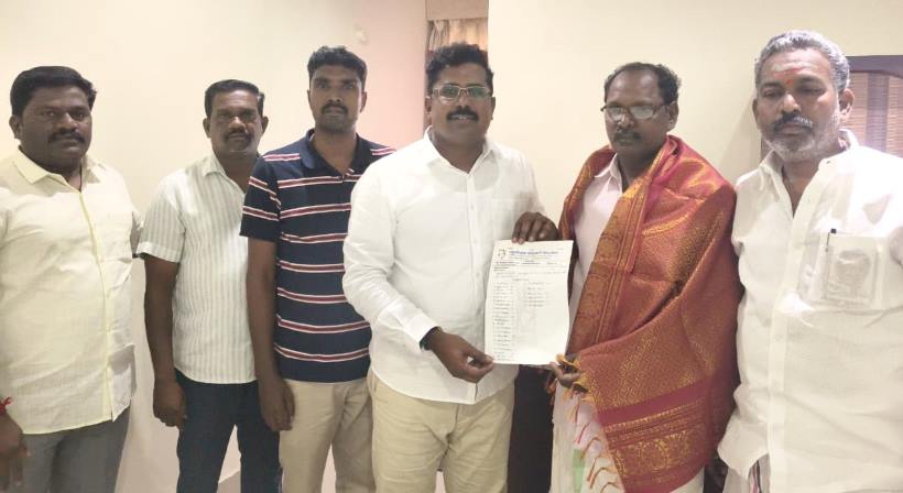பெரம்பலூர்: பழங்குடி இருளர் பேரவை இரட்டை இலை சின்னத்தில் போட்டியிடும், ஐஜேகே வேட்பாளர் சரண்யாவிற்கு ஆதரவு!