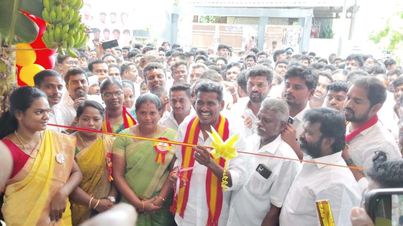 பெரம்பலூர்: எம்.எல்.ஏ அலுவலகத்தை திறந்து வைத்து மனுக்களை பெற்றார் எம்.எல்.ஏ சிவக்குமார்!