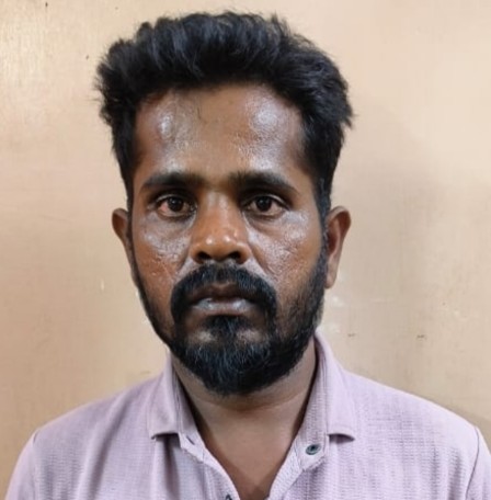 பெரம்பலூர்: வீட்டினுள் நுழைந்த திருடனை கையும் களவுமாக பிடித்து போலீசில் ஒப்படைத்த பொதுமக்கள்!