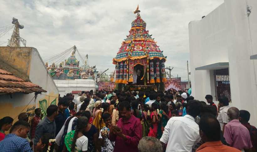 பெரம்பலூர்: கோனேரிப்பாளையம் கிராமத்தில் மாரியம்மன், ஆகாசதுரை, கருப்பையா கோவில் தேர்திருவிழா!
