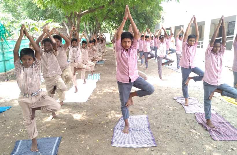 பெரம்பலூர்: வாலிகண்டபுரம் அரசு மேல்நிலைப்பள்ளியில் யோகா தின விழா!