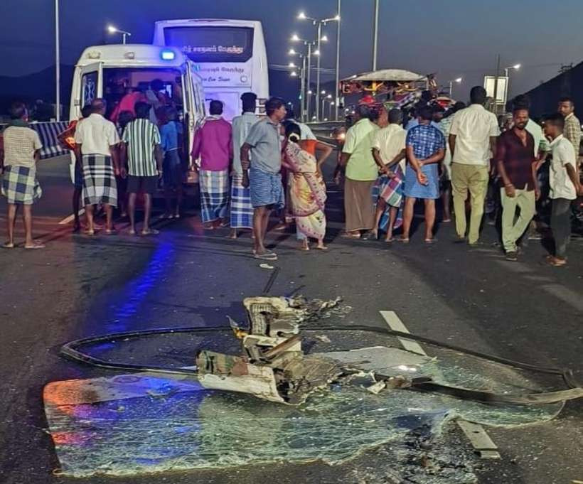 பெரம்பலூர்: முன்னாள் சென்ற டிராக்டர் மீது அரசு பேருந்து மோதி விபத்து; குழந்தை பலி! 9 பேர் காயம்!