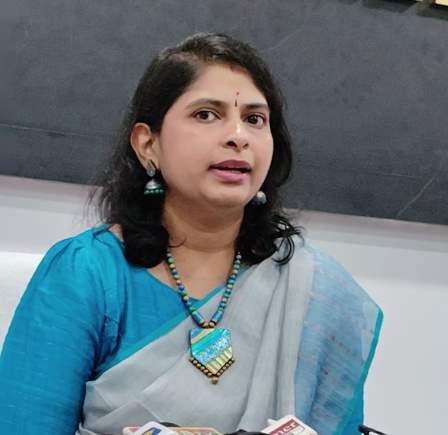 பெரம்பலூர்: மாவட்ட நிர்வாகம் வெளிப்படையாக, மக்கள் எளிதாக அணுகக்கூடிய முறையில் செயல்படும்; கலெக்டர் ஷரண்யா அறி பேட்டி!