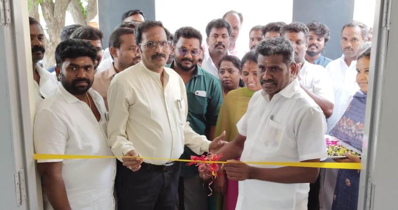 பெரம்பலூர்: இ-சேவை மையத்தை எம்.எல்.ஏ சிவக்குமார் திறந்து வைத்தார்!