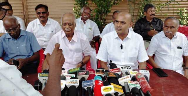 அரசின் வெற்றிப்பயணத்தில் தனியார் பஸ்களையும் சேர்த்துக் கொள்ள பஸ் ஓனர்கள் முதலமைச்சருக்கு கோரிக்கை!
